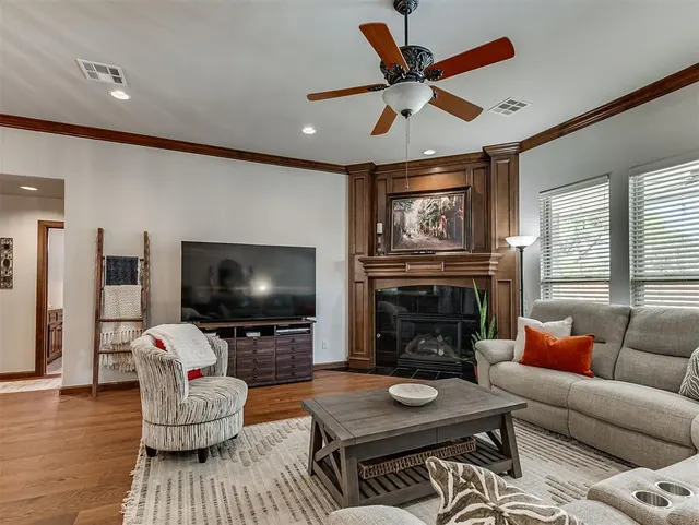 Photo 8 — 7000 Stinchcomb Drive, Oklahoma City, OK 73132