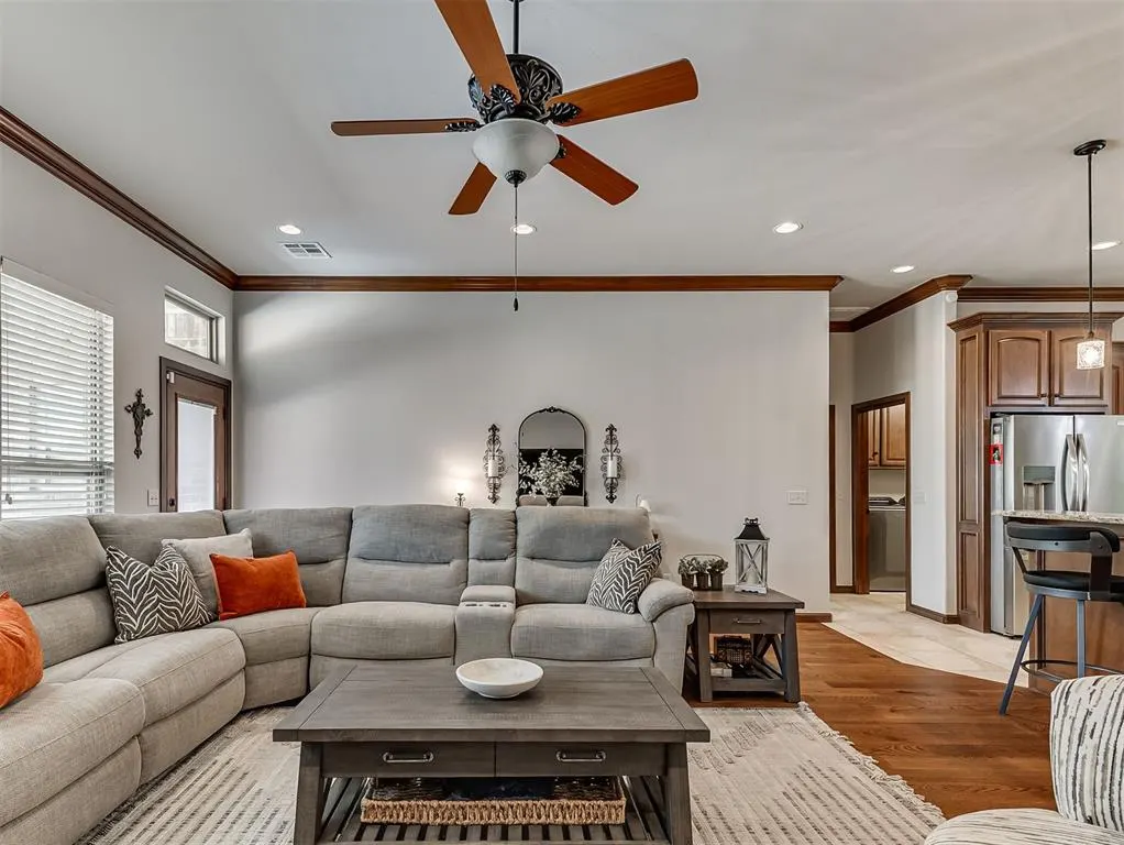 Photo 10 — 7000 Stinchcomb Drive, Oklahoma City, OK 73132