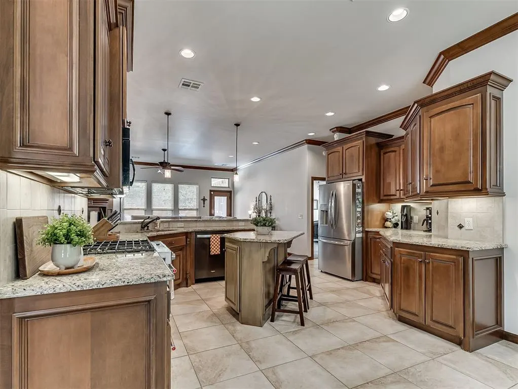 Photo 21 — 7000 Stinchcomb Drive, Oklahoma City, OK 73132