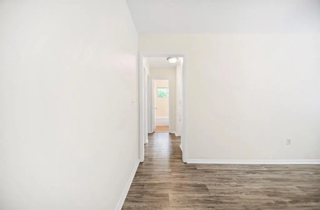 Photo 6 — 753 SW 3rd Street, Moore, OK 73160