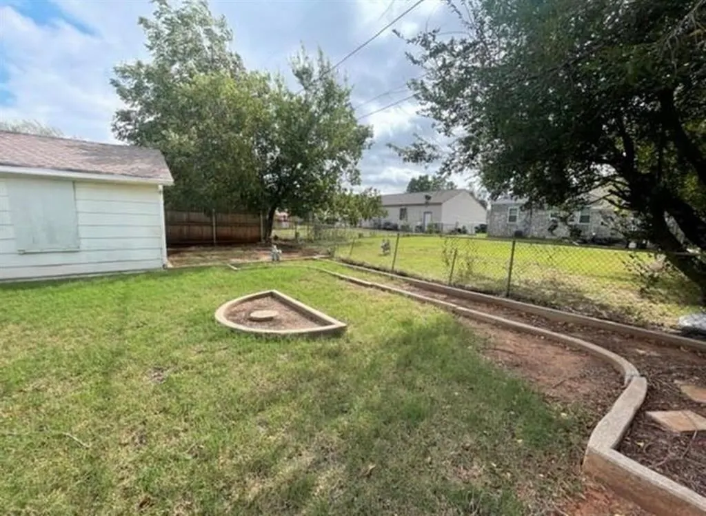Photo 11 — 4016 SE 24th Street, Del City, OK 73115