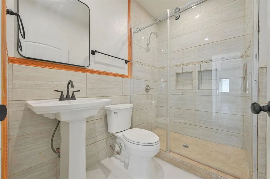 Photo 27 — 1609 NW 11th Street, Oklahoma City, OK 73106