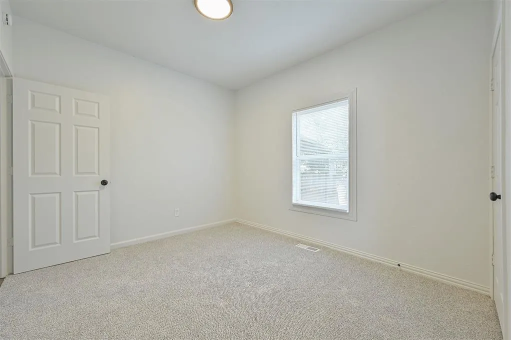 Photo 35 — 1609 NW 11th Street, Oklahoma City, OK 73106