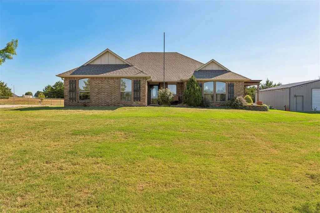 Front exterior — 1941 County Road 1212, Tuttle, OK 73089