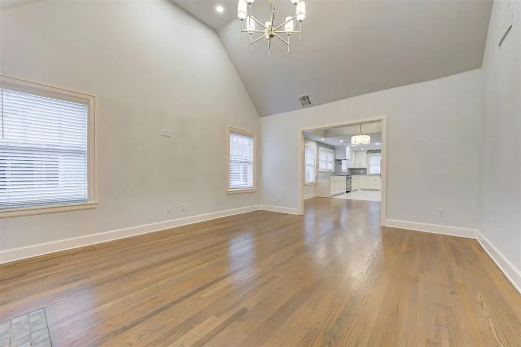 Photo 4 — 2208 N Indiana Avenue, Oklahoma City, OK 73106