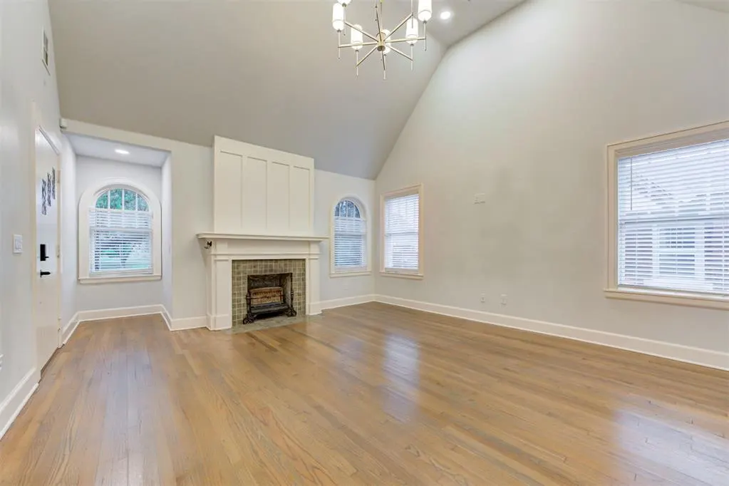 Photo 5 — 2208 N Indiana Avenue, Oklahoma City, OK 73106