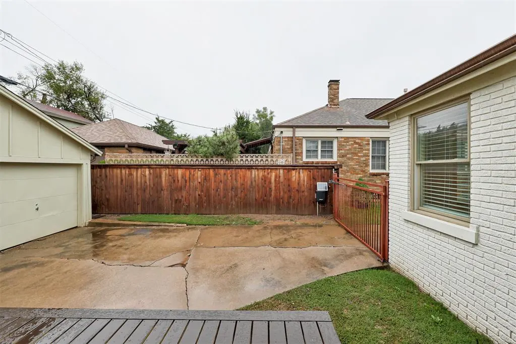 Photo 48 — 2208 N Indiana Avenue, Oklahoma City, OK 73106