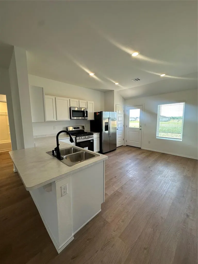 Photo 3 — 40931 Alpine Meadow Drive, Shawnee, OK 74804