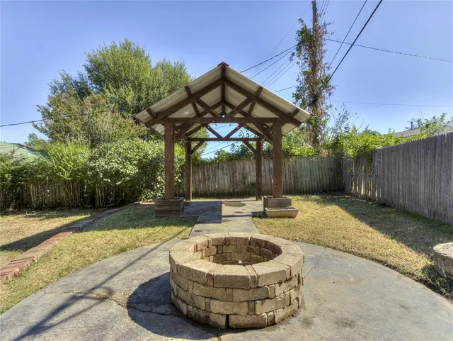 Photo 5 — 712 W Silver Meadow Drive, Midwest City, OK 73110