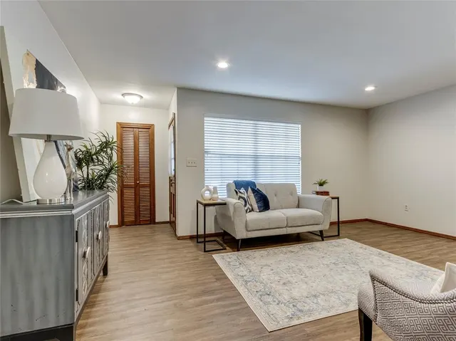 Photo 7 — 712 W Silver Meadow Drive, Midwest City, OK 73110
