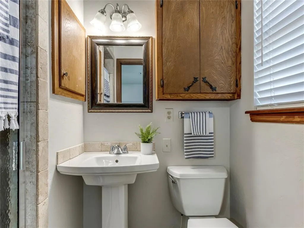 Photo 18 — 712 W Silver Meadow Drive, Midwest City, OK 73110