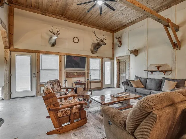 Photo 6 — 377056 E 1040 Road, Okemah, OK 74859-6002