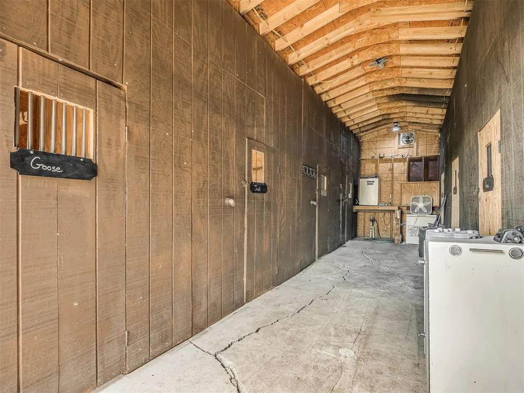 Photo 43 — 377056 E 1040 Road, Okemah, OK 74859-6002