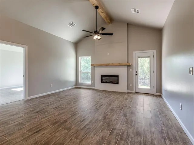 Photo 3 — 12004 Rockbed Drive, Yukon, OK 73099