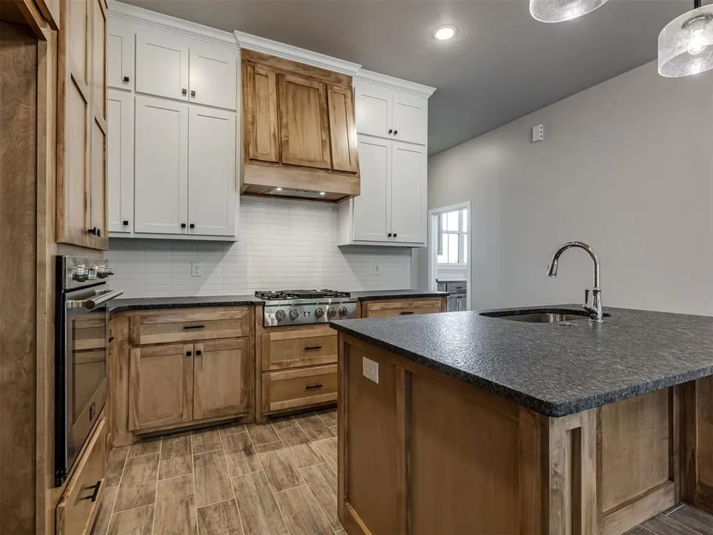 Photo 12 — 12004 Rockbed Drive, Yukon, OK 73099