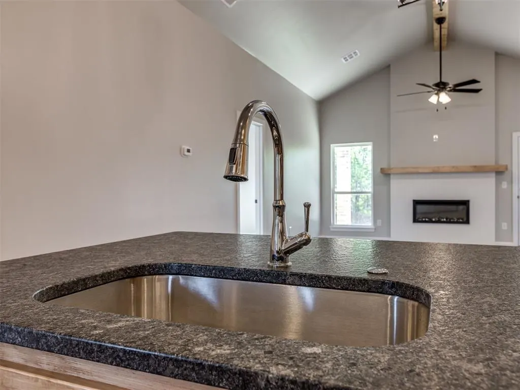 Photo 13 — 12004 Rockbed Drive, Yukon, OK 73099