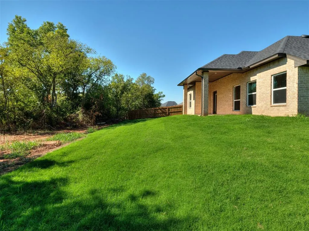 Photo 41 — 12004 Rockbed Drive, Yukon, OK 73099