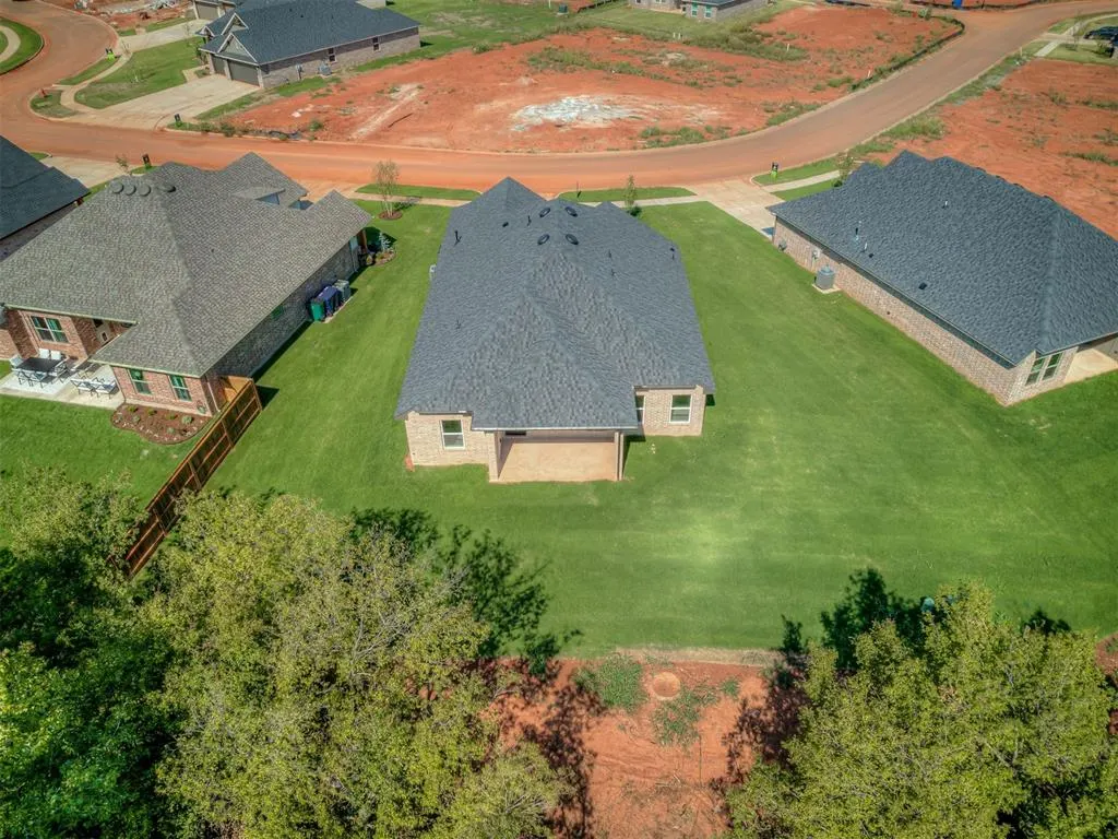 Photo 45 — 12004 Rockbed Drive, Yukon, OK 73099