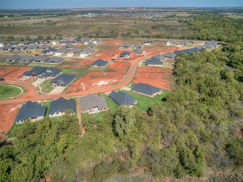 Photo 48 — 12004 Rockbed Drive, Yukon, OK 73099