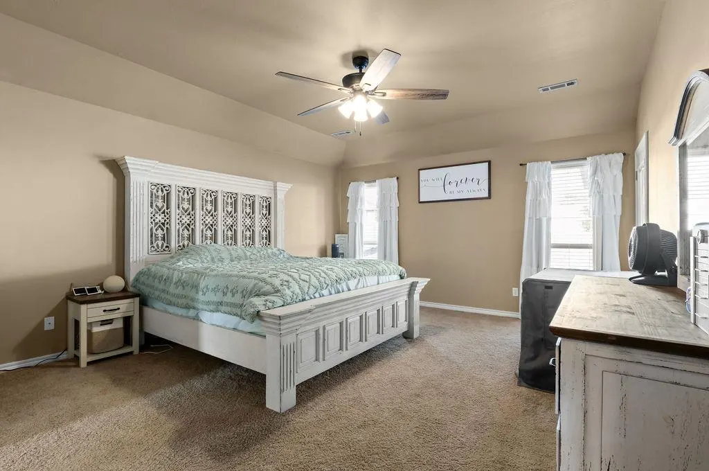 Photo 5 — 1712 Pecan Crossing Drive, Shawnee, OK 74804
