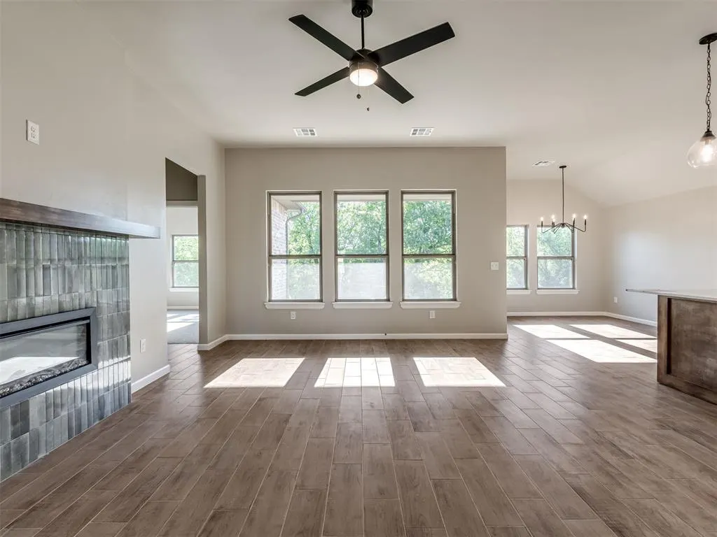 Photo 3 — 12008 Rockbed Drive, Yukon, OK 73099
