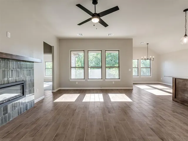 Photo 3 — 12008 Rockbed Drive, Yukon, OK 73099