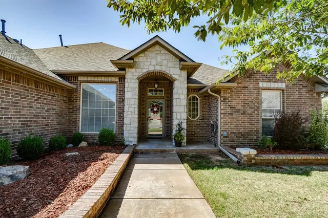 Photo 2 — Address unavailable, Oklahoma City, OK 73162