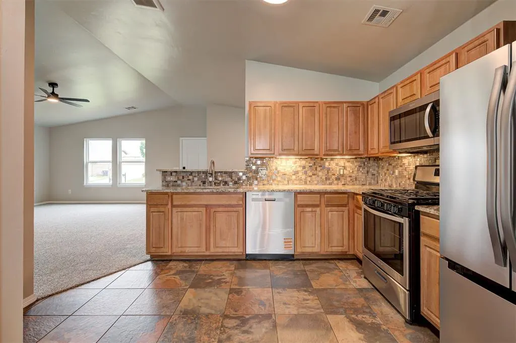Photo 13 — 2605 Fennel Road, Oklahoma City, OK 73128
