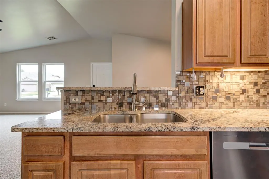 Photo 14 — 2605 Fennel Road, Oklahoma City, OK 73128