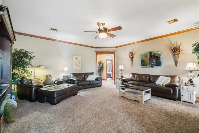 Photo 6 — 726 Meadow Lark Lane, Blanchard, OK 73010