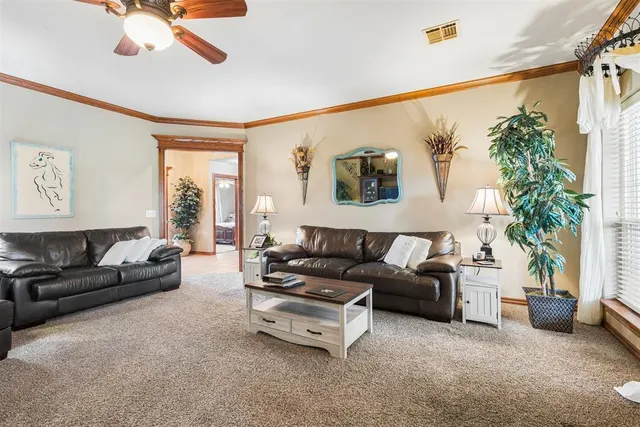 Photo 8 — 726 Meadow Lark Lane, Blanchard, OK 73010