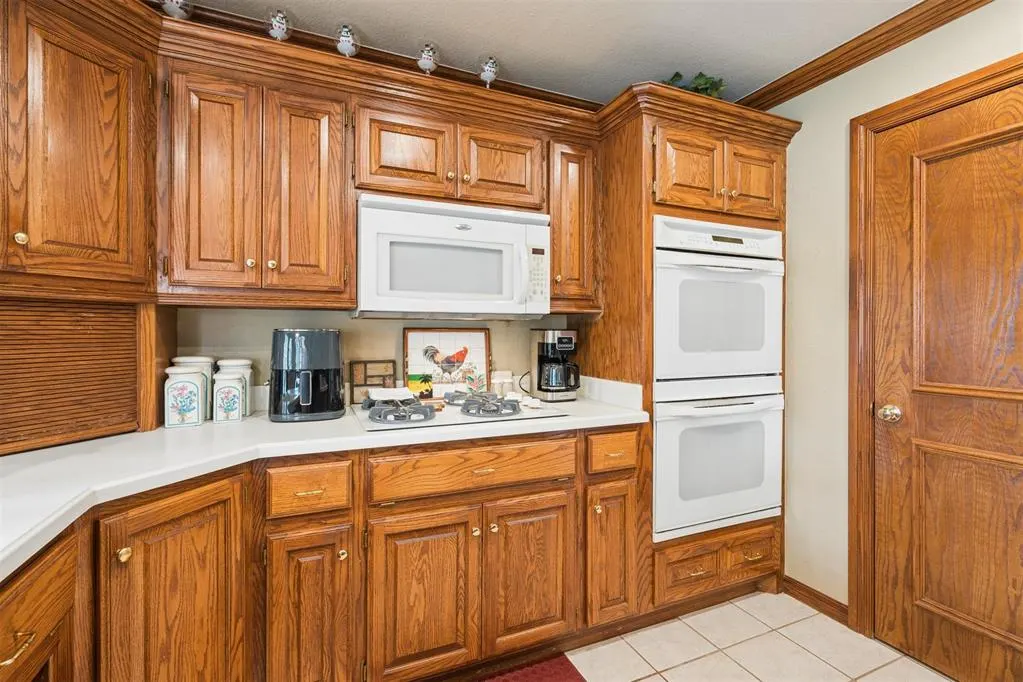 Photo 12 — 726 Meadow Lark Lane, Blanchard, OK 73010