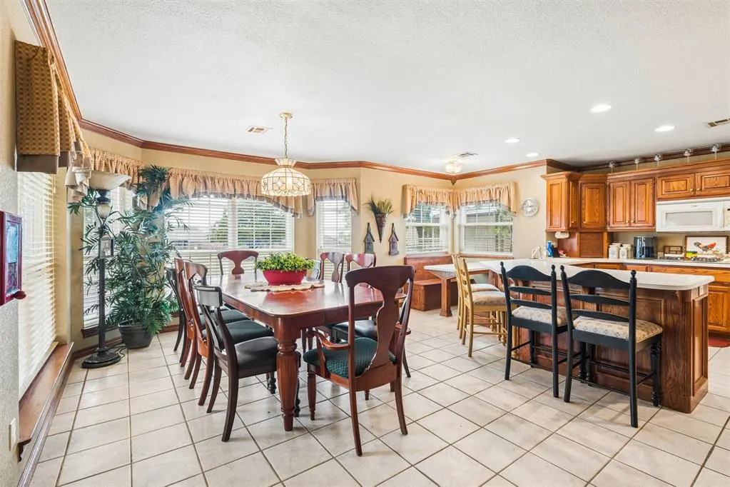 Photo 15 — 726 Meadow Lark Lane, Blanchard, OK 73010