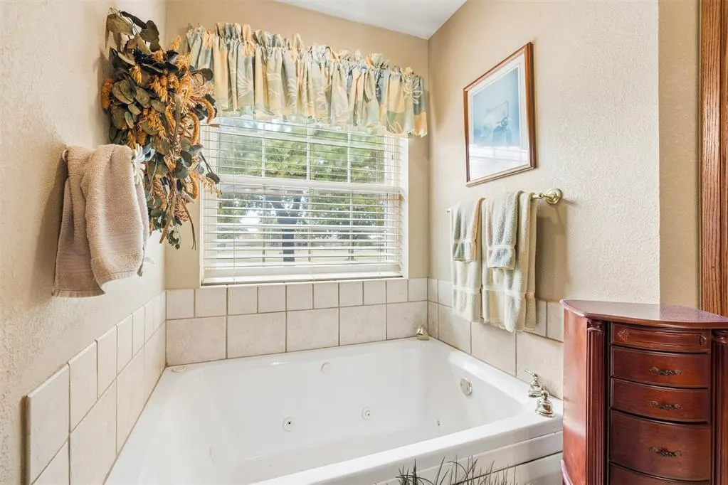 Photo 23 — 726 Meadow Lark Lane, Blanchard, OK 73010