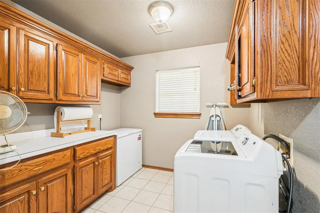 Photo 36 — 726 Meadow Lark Lane, Blanchard, OK 73010