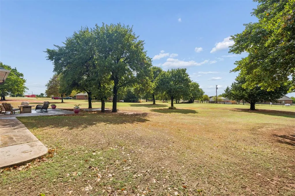 Photo 37 — 726 Meadow Lark Lane, Blanchard, OK 73010