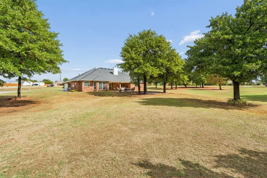 Photo 38 — 726 Meadow Lark Lane, Blanchard, OK 73010