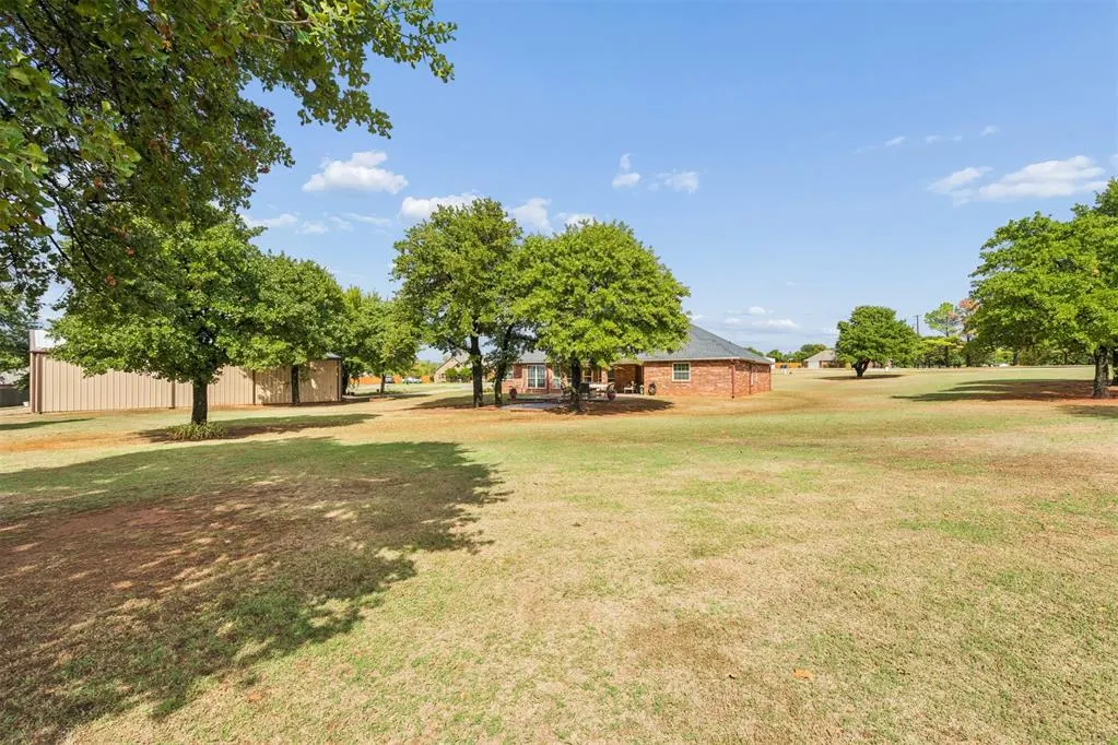 Photo 40 — 726 Meadow Lark Lane, Blanchard, OK 73010