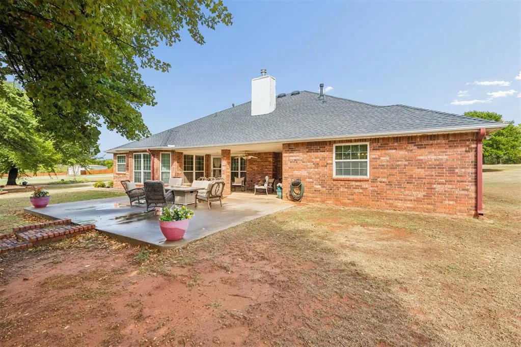 Photo 42 — 726 Meadow Lark Lane, Blanchard, OK 73010