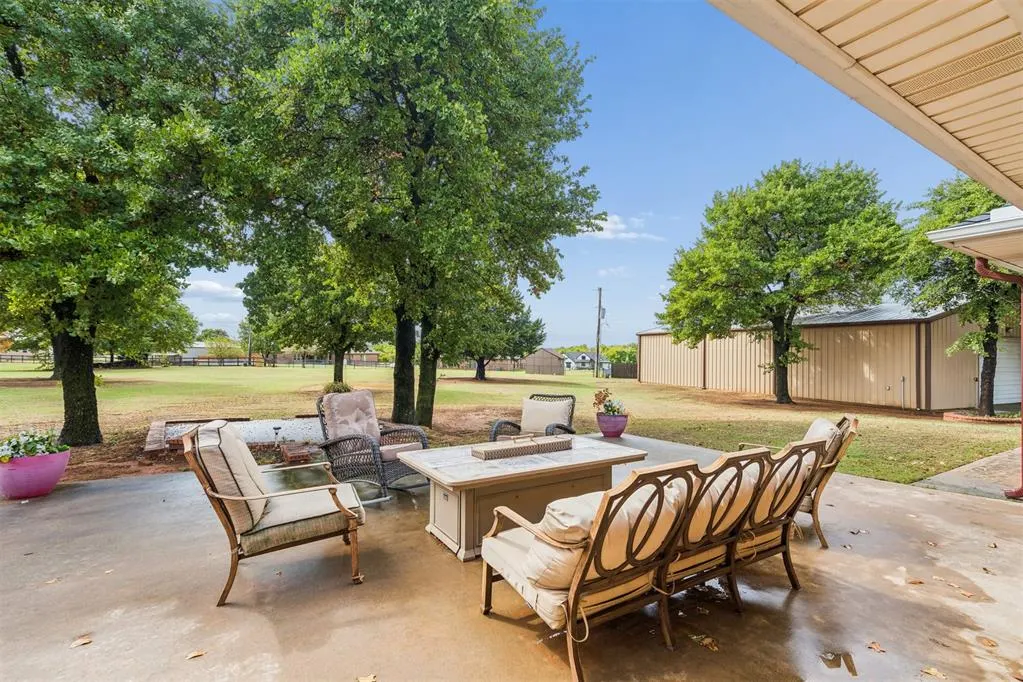 Photo 44 — 726 Meadow Lark Lane, Blanchard, OK 73010
