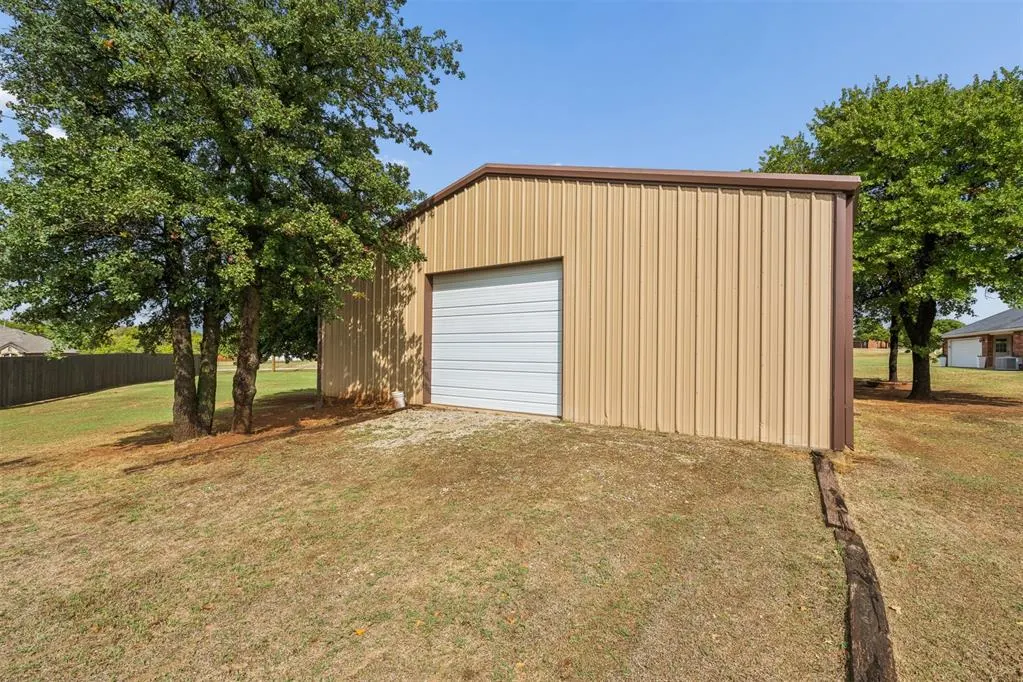 Photo 47 — 726 Meadow Lark Lane, Blanchard, OK 73010