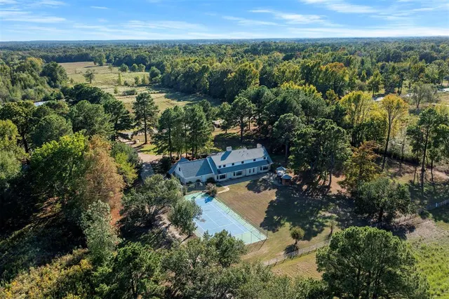 Photo 2 — 3905 E State Highway 3, Idabel, OK 74745