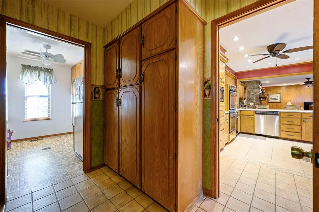 Photo 32 — 3905 E State Highway 3, Idabel, OK 74745