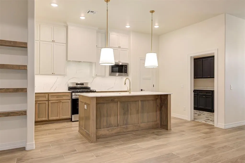 Photo 9 — 6708 NW 144th Circle, Oklahoma City, OK 73142