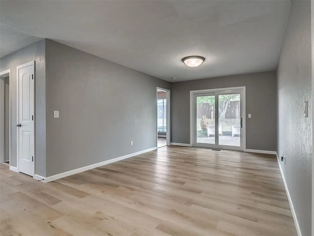 Photo 7 — 11400 Spring Creek Road, Oklahoma City, OK 73162