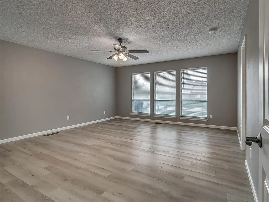 Photo 19 — 11400 Spring Creek Road, Oklahoma City, OK 73162