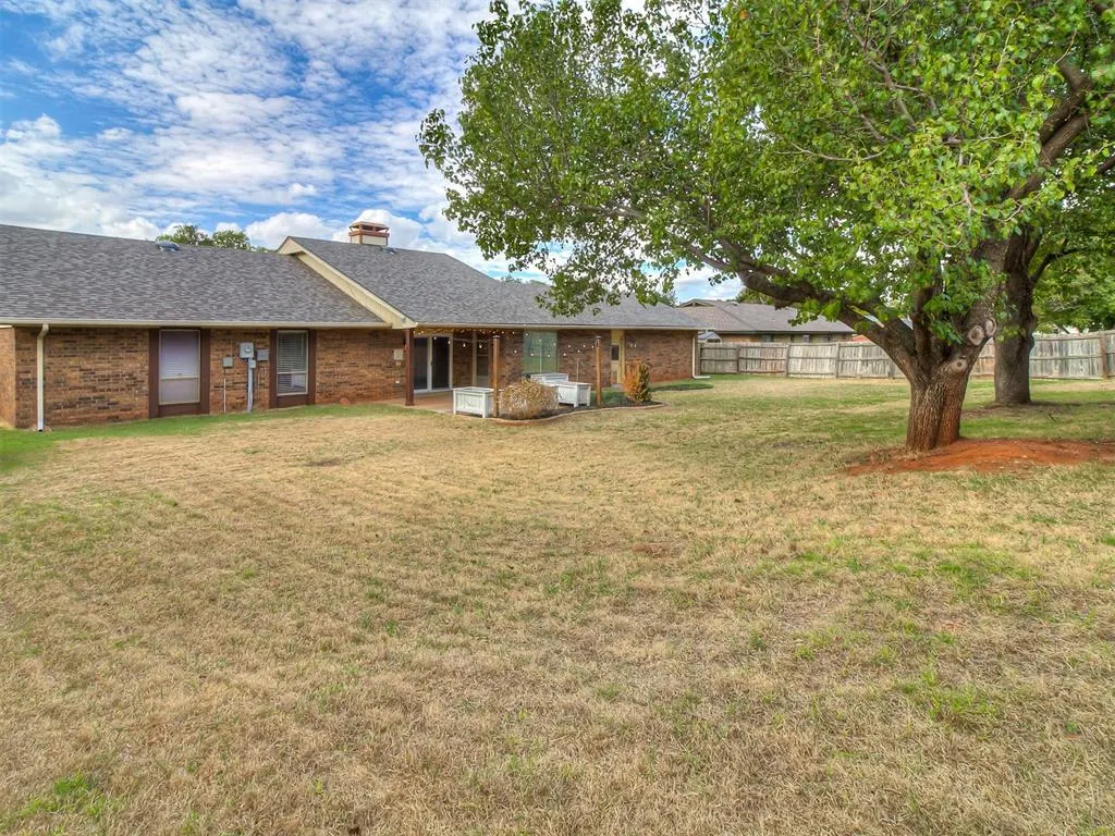Photo 32 — 11400 Spring Creek Road, Oklahoma City, OK 73162