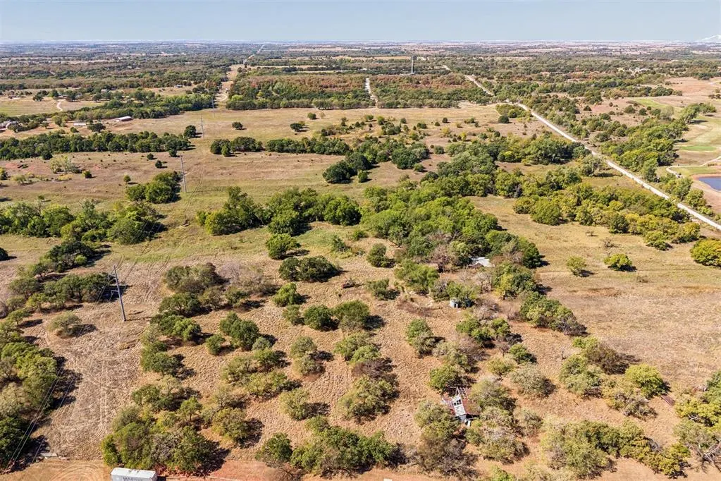 Photo 22 — 2343 County Road 1350, Blanchard, OK 73010