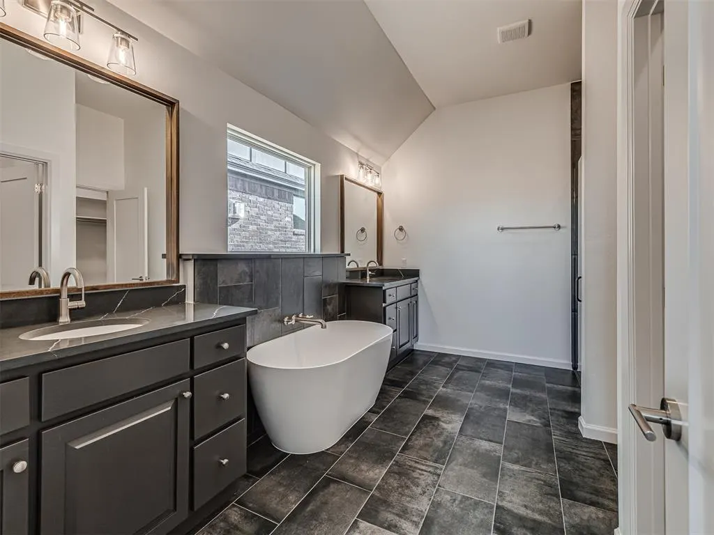 Photo 41 — 16266 S 89th Avenue, Bixby, OK 74008