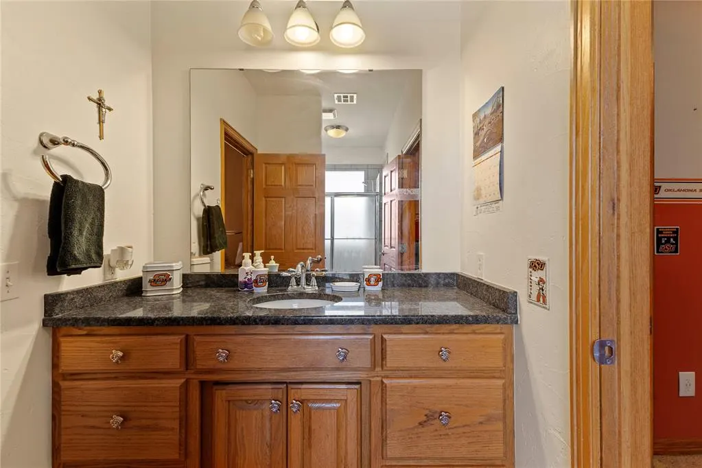 Photo 27 — 601 Spring Valley Lane, Enid, OK 73701